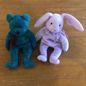 Lot of 2 Ty Beanie Baby Lavender Floppity 1996 & Green Wallace 1999